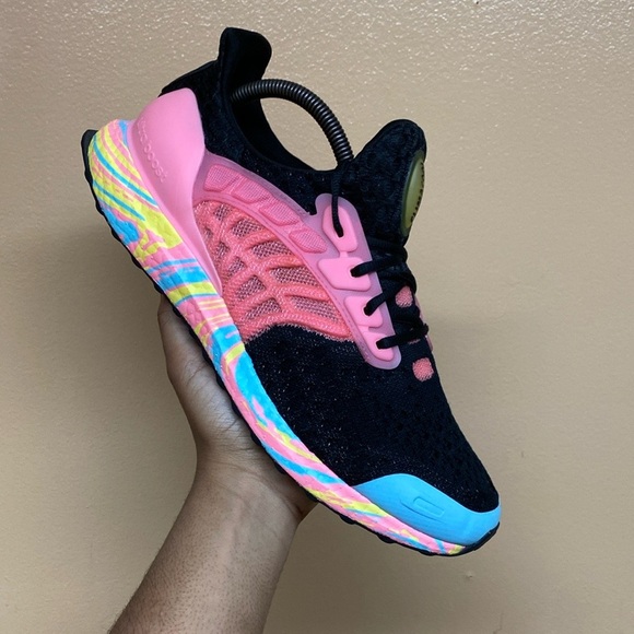 Adidas Ultraboost DNA Climacool “Core Black/Beam Pink/Beam Yellow” GV8758 - Picture 4 of 16